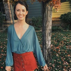 Forever 21 cropped blouse